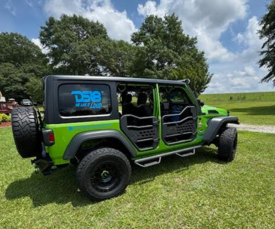 Mesh tube doors mounted on a Jeep Wrangler JL